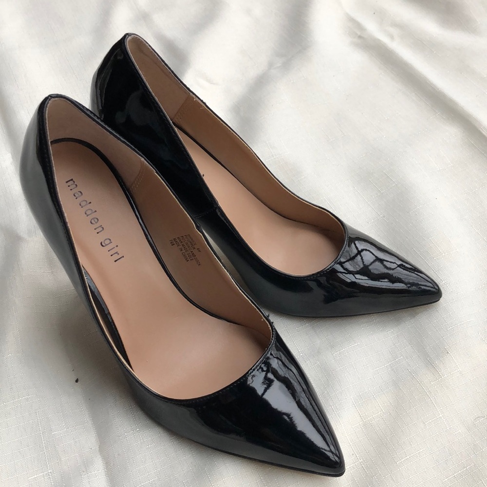 Madden girl black pumps